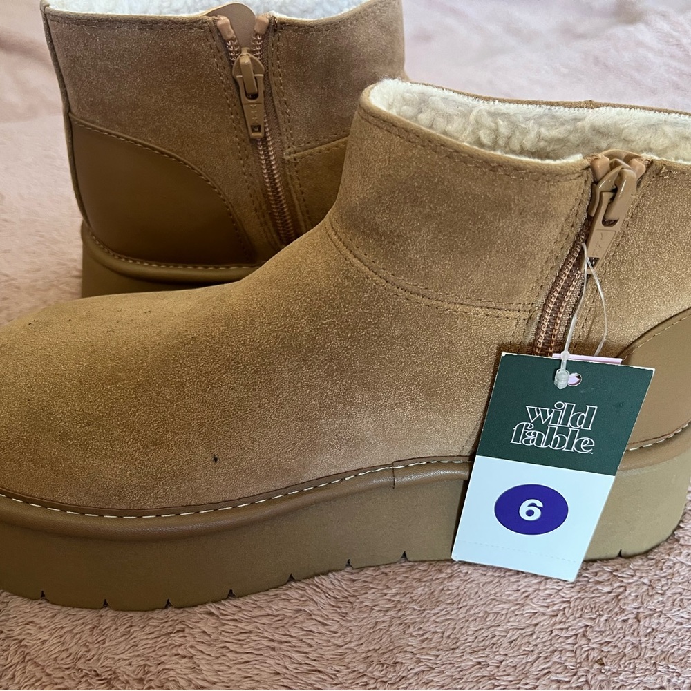 Wild Fable Tan Suede Ankle Boots